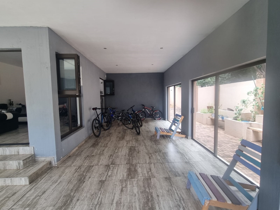 5 Bedroom Property for Sale in Cashan North West